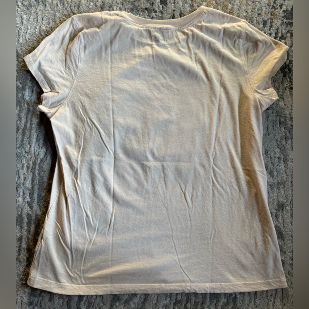 Universal Thread Women’s T-shirt. Large. E1 - Picture 3 of 7